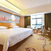 Vienna Hotel Qinzhou North Square Branch, Qinzhou — photo 5