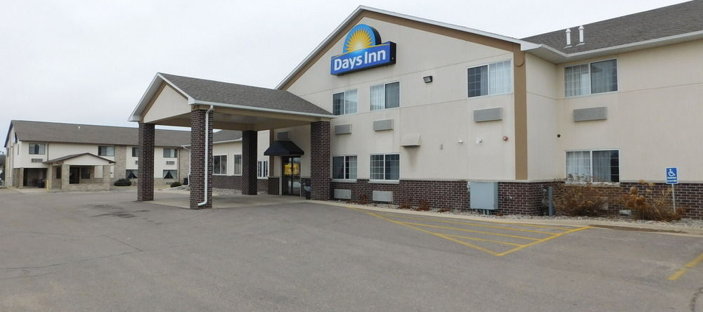 Days Inn Hotel Spencer IA, 斯潘塞 — 照片 1