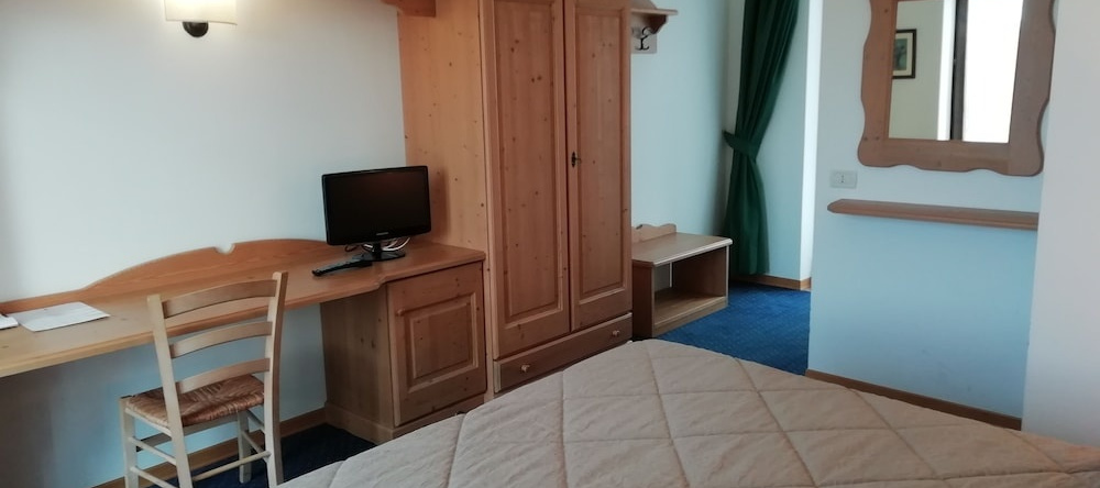 Hotel La Baitina, Asiago — photo 1