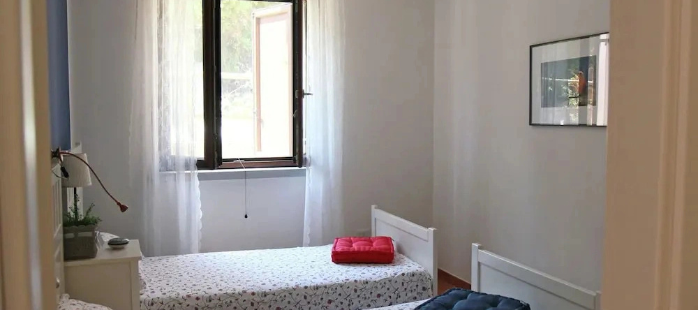 Spacious Holiday Home in Santa Lucia with Swimming Pool, 塞萨奇伦托 — 照片 1