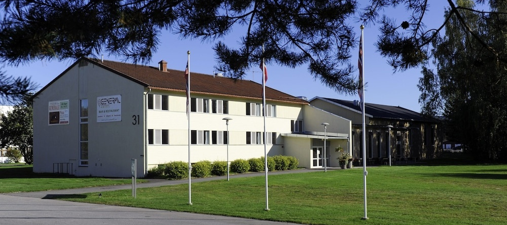 General Hotell, Hole — photo 1