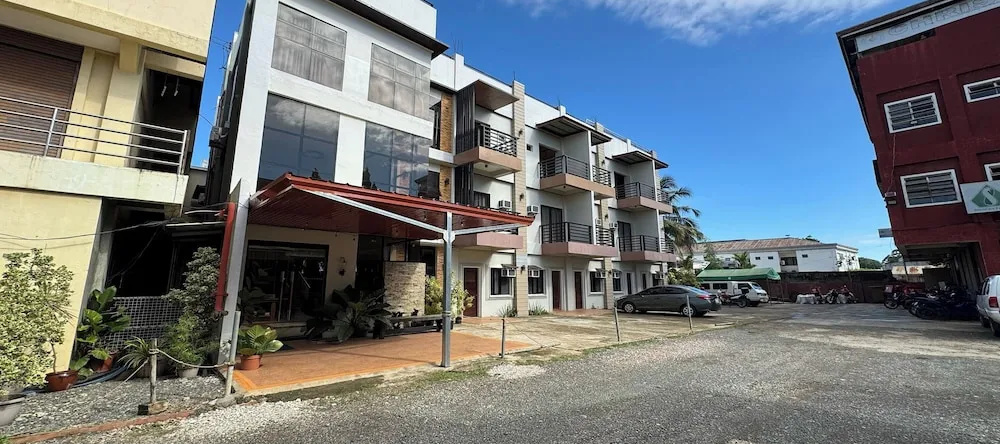 Hotel Ramon Bukidnon, Валенсия — фото 1