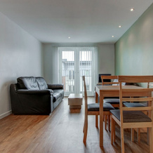 Bright & Modern 2-Bedroom Flat - Sleeps 4, Манчестер — фото 5