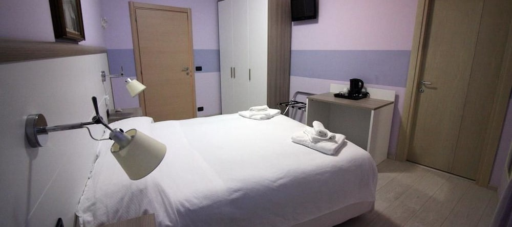 Albergo Ristorante la Bussola, 克卢索内 — 照片 1