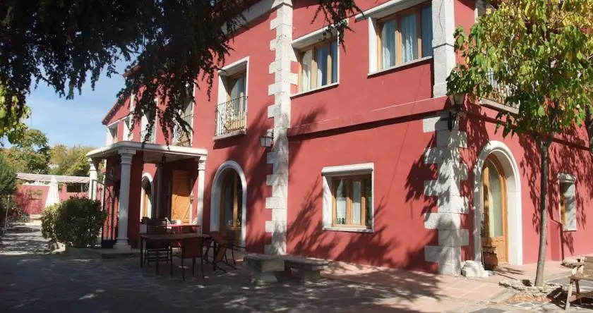 Hospedería El Cedro, Robledo de Chavela — photo 1