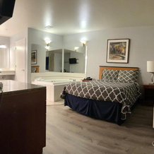Americas Inn and Suite, 肖尔莱恩 — 照片 4