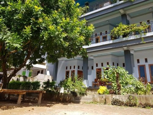 Hotel Kasuari - Hostel, Лабуан-Баджо — фото 1