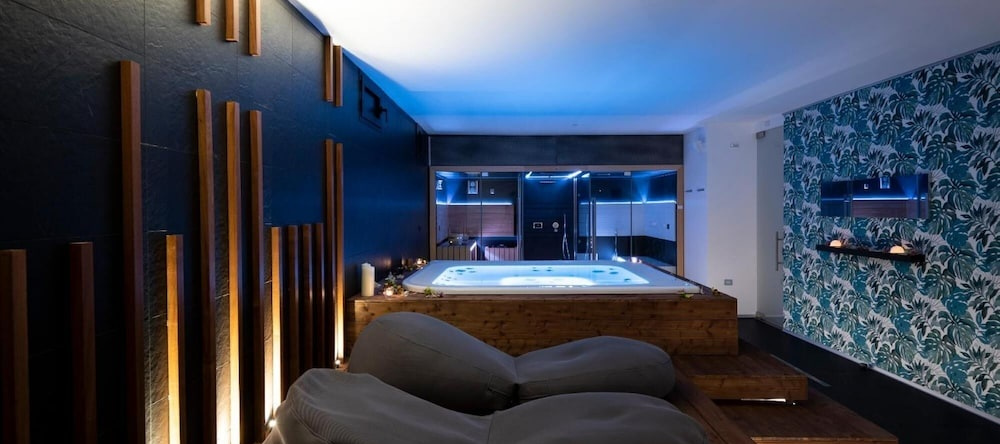 Alkamuri Posh Hotel Spa - 102 Suite Deluxe, Alcamo — photo 1