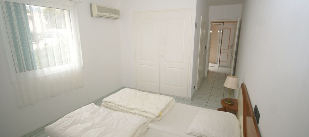 Spacious house, 100m from the beach, swimming pool., 阿雷尼奥 — 照片 1