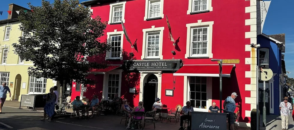 The Castle Hotel, 阿伯拉伊龙 — 照片 1