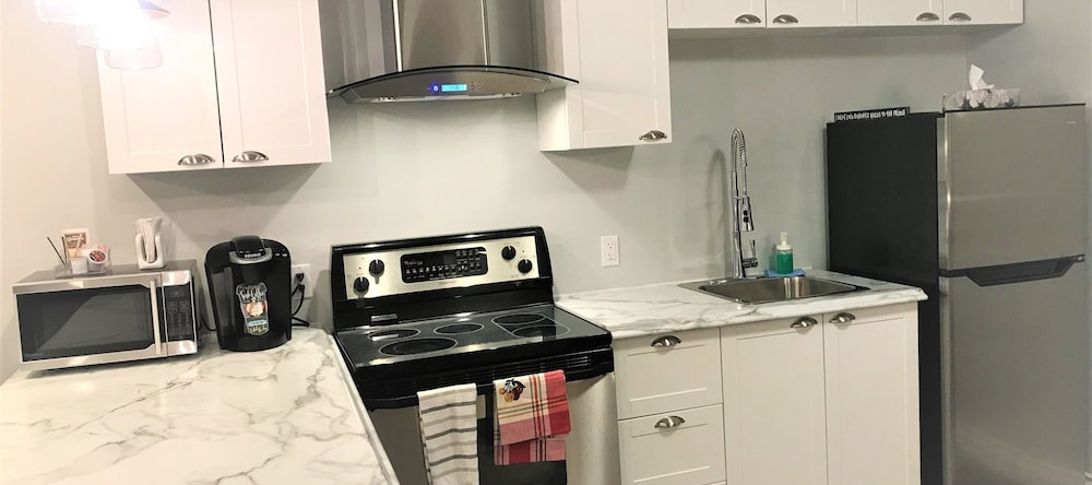 Esther's Place-Carleton Place Downtn Apartment, 拉纳克 — 照片 1
