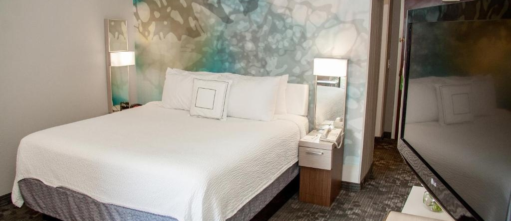 Courtyard By Marriott Rocky Mount, Роки-Маунт — фото 1