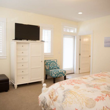 The Driftwood - 5 Br home by RedAwning, Lincoln Beach — photo 3