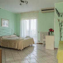 Agriturismo Il Crinale, 卡斯托拉诺 — 照片 2