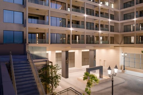 Agora, Doha, Autograph Collection, Доха — фото 1