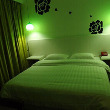 V8 Hotel Xi Lang Branch, Гуанчжоу — фото 4