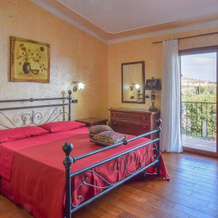 Amazing Home In Saline Ioniche With 4 Bedrooms, Wifi And Private Swimming Pool, Монтебелло-Йонико — фото 4