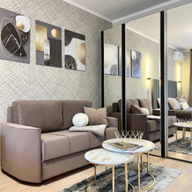 Dizajnerskaya Na Vzletke Ryadom S Torgovim Тsentrom Planeta Flat, Krasnoyarsk — photo 2