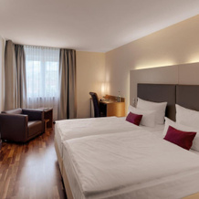 Hotel Newton Heilbronn, Heilbronn — photo 3