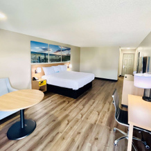 Days Inn by Wyndham Burleson Ft. Worth, 贝尔莱松 — 照片 4