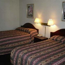 Budget Inn - Gastonia, Гастония — фото 2