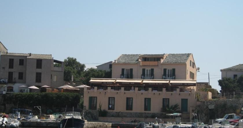 La Jetée Hotel & Restaurant, Чентури — фото 1