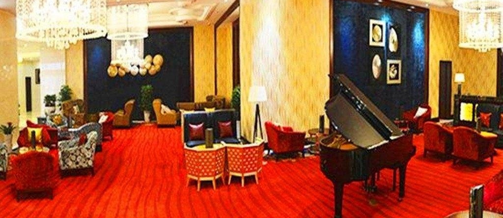 Zhongle Baihua Hotel, Синьян — фото 1