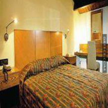 Avaris Hotel, 卡尔佩尼西 — 照片 3