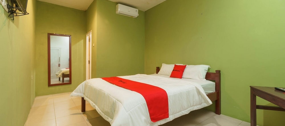 RedDoorz near Citimall Prabumulih, Prabumulih — photo 1