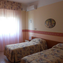Hotel De La Ville, 卡尔皮诺 — 照片 3