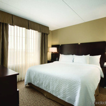 Embassy Suites by Hilton Minneapolis North, 布鲁克林中心 — 照片 5