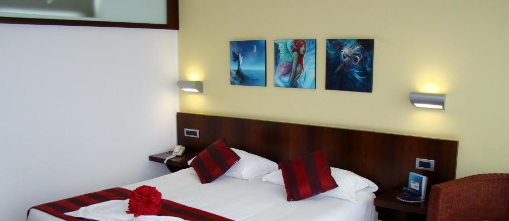Seapark Family Resort & Spa, Джулианова — фото 1