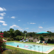Three Lovely Gîtes Surrounded by Nature, With Private Swimming Pool and Garden, 佩扎克莱穆斯蒂耶 — 照片 3