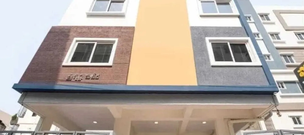 Hotel Narmada Grand, 塔德帕莱 — 照片 1