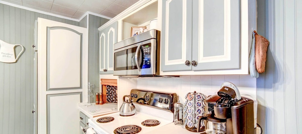 Charming Negaunee Home ~ 2 Mi To Teal Lake!, Негаунее — фото 1