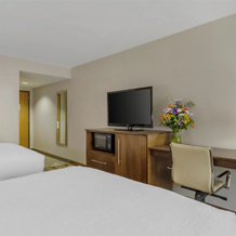 Best Western Plus River Escape Inn & Suites, 迪尔斯伯勒 — 照片 3