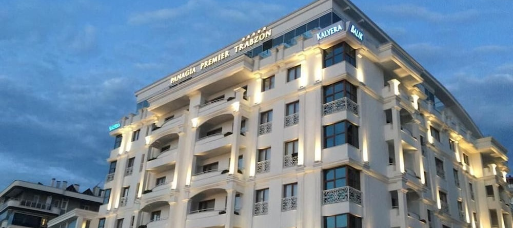 Panagia Premier Trabzon, 特拉布宗 — 照片 1