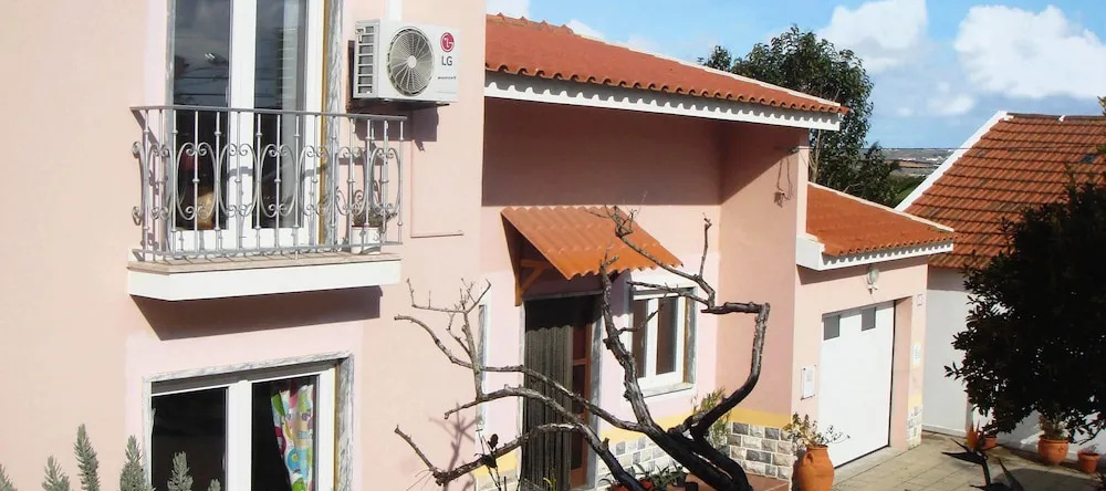 Casa Oleandros, Lourinha — photo 1