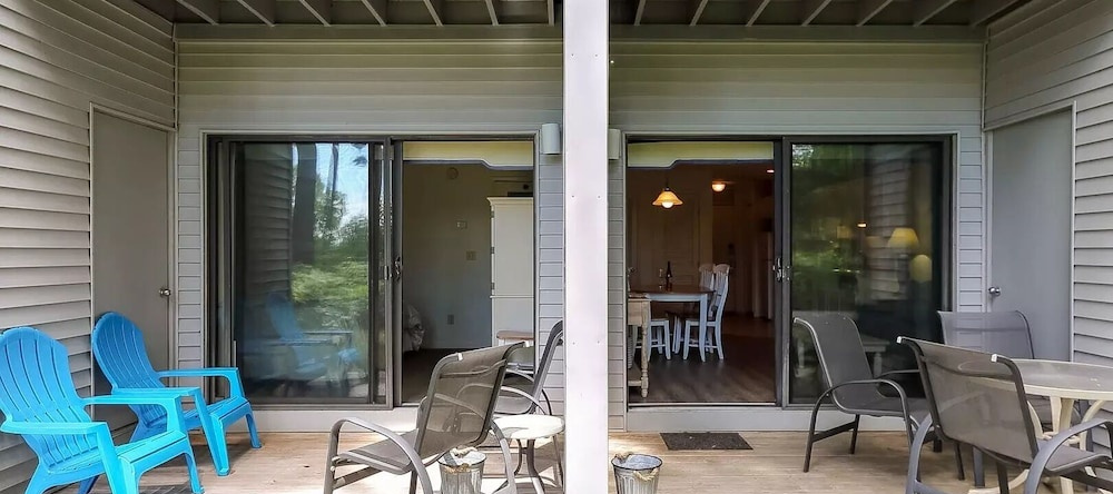 The Shores Lakeside Condo Unit 5677, 阿克米 — 照片 1
