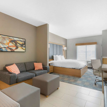 La Quinta Inn & Suites by Wyndham Coralville Iowa City, 科勒尔维尔 — 照片 5