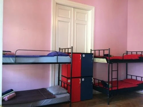 Squirrel Hostel Tbilisi, Тбилиси — фото 1