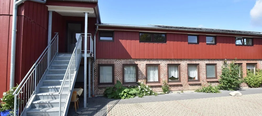 Exquisite Mansion in Pugholz near Sea, 哈塞尔贝格 — 照片 1