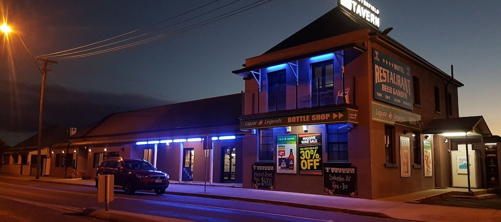 Tenterfield Tavern and Motor Inn, 坦特菲尔德 — 照片 1