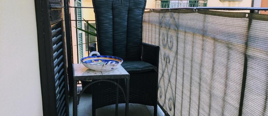 Central lakefront apartment, Campione d'Italia — photo 1
