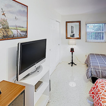 New Listing! Canal-front Escape W/ Private Yard 3 Bedroom Home, 湾松 — 照片 4