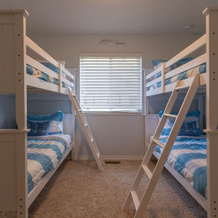 Afternoon Delight 2 Bedroom Condo by Redawning, Forsyth — photo 3