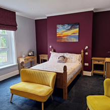 Room-Comfortable And Spacious Double En-, Cranleigh — фото 4