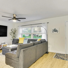 Pinellas Park Home W/ Pool: 9 Mi To Beach!, Pinellas Park — photo 2