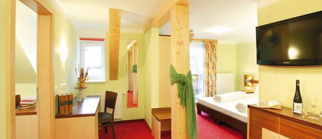 Landhotel Stockerwirt, 阿德宁 — 照片 1