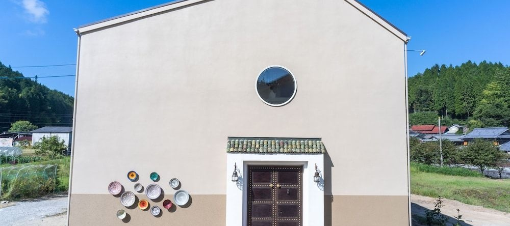 Riad Nana, Ena — photo 1